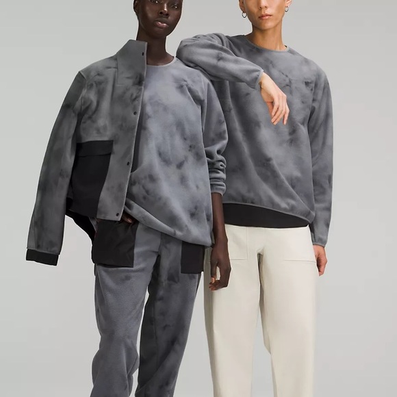 Lululemon crew - Picture 2 of 3